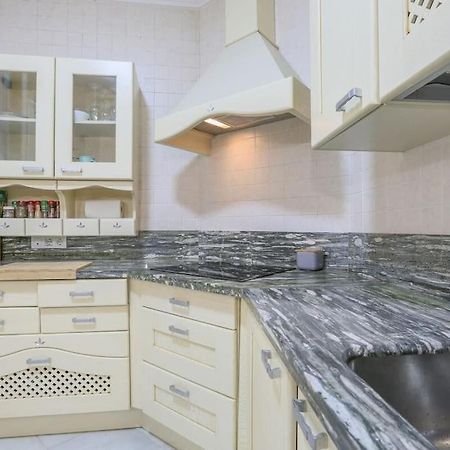 Riverwalk Suites - Puente Triana Севилья Экстерьер фото
